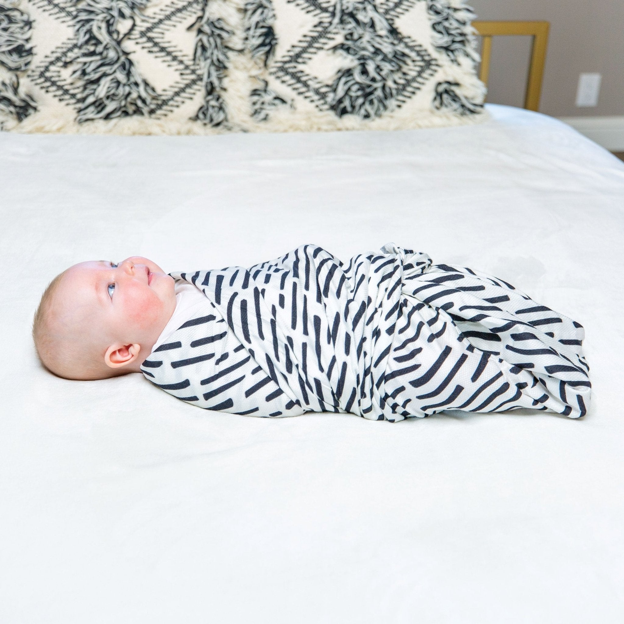 Tiny Twinkle - Kaffle® Swaddle Blanket - Ink Strokes