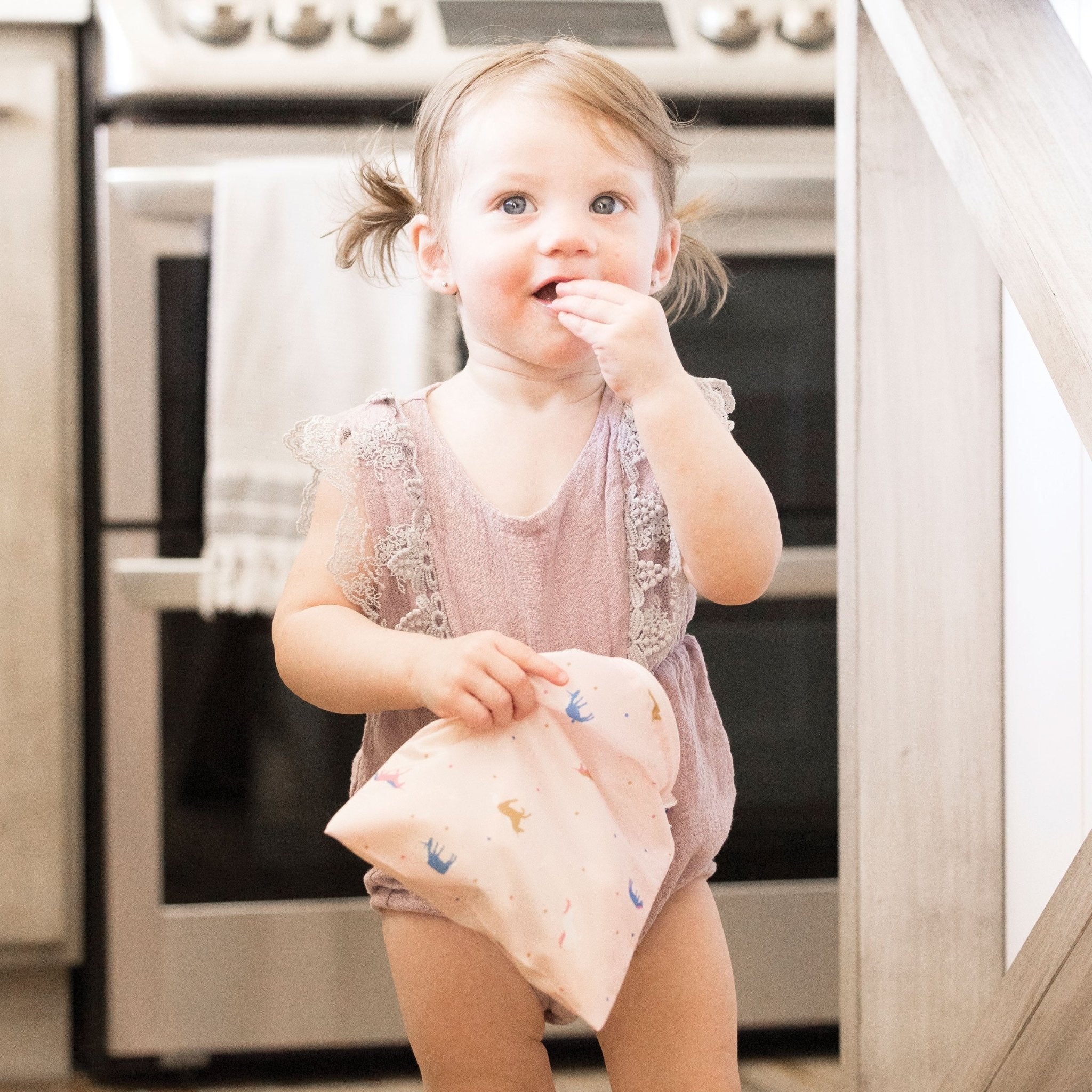 Tiny Twinkle - Mess - Proof Snack Bag 5 Pack - Unicorn