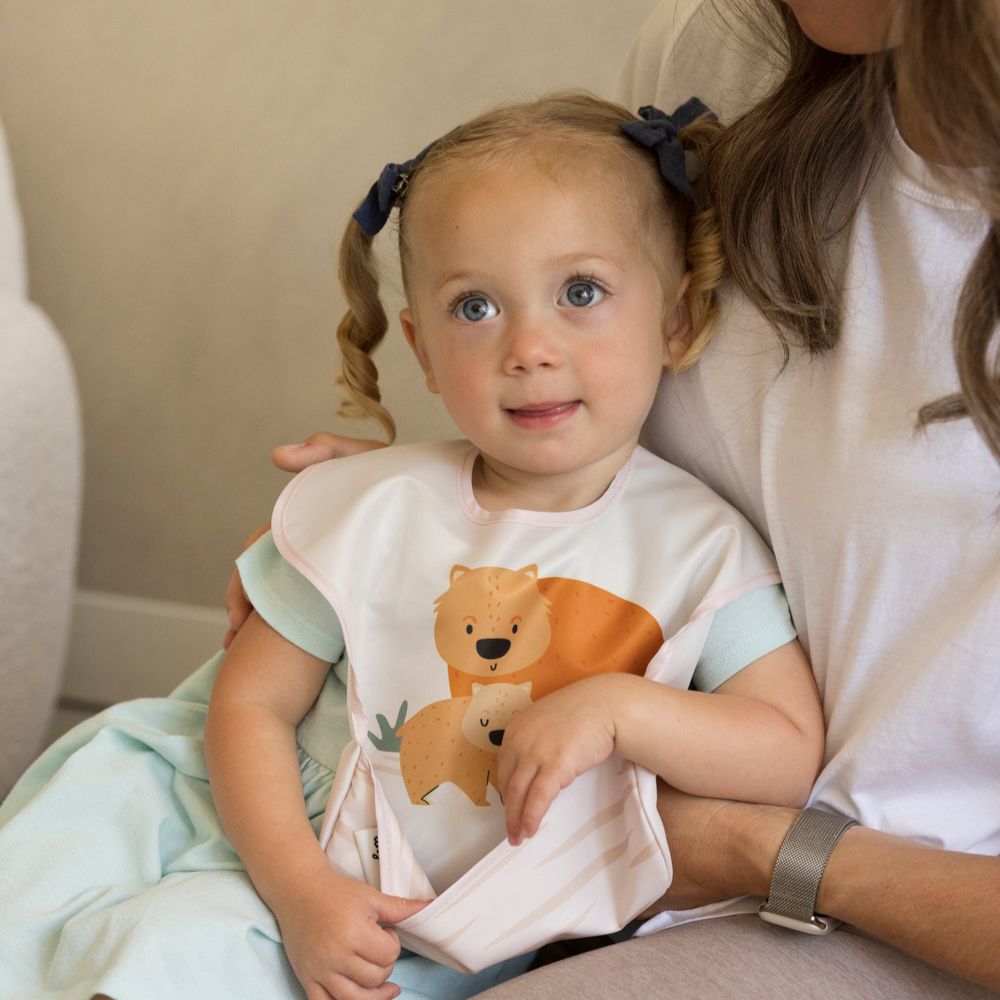 Tiny Twinkle - Mess-Proof Easy Bib - Wombat Beige
