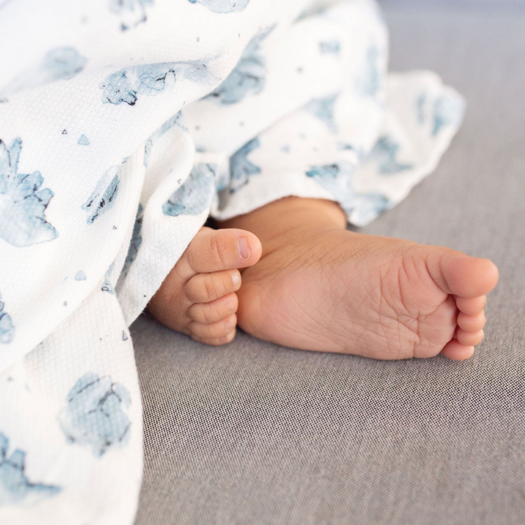 Tiny Twinkle - Kaffle® Swaddle Blanket 2 Pack - Bear & Constellations Set