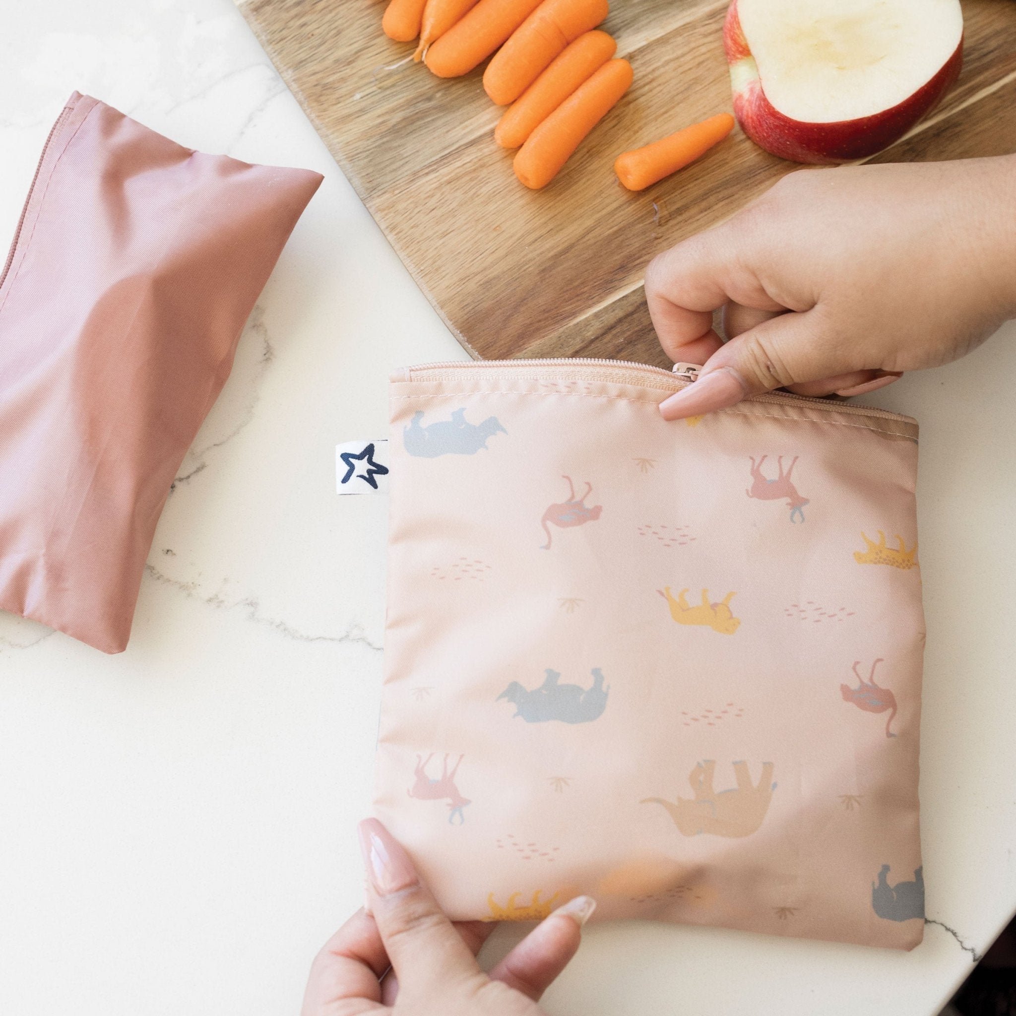 Tiny Twinkle - Mess - Proof Snack Bag 5 Pack - Black & Sage Checkers